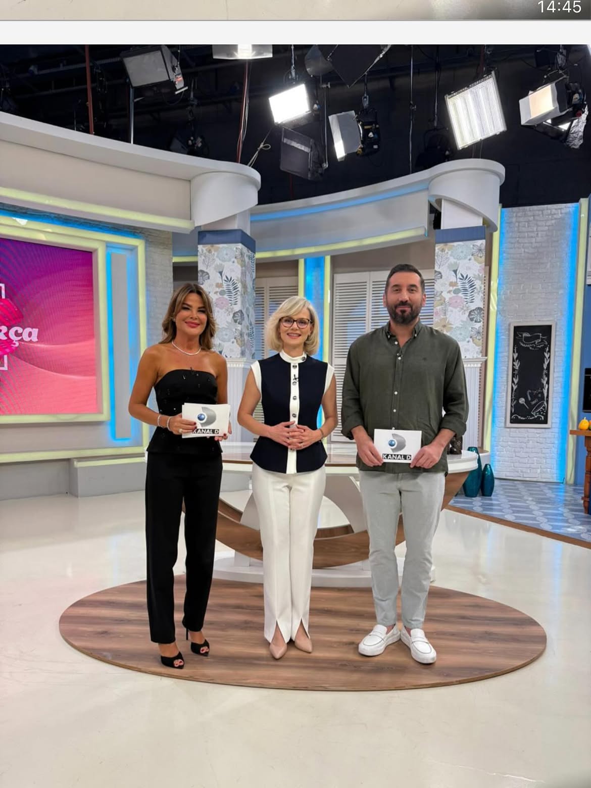Kanal D Özlem Yıldız Tv programıına konuk oldum