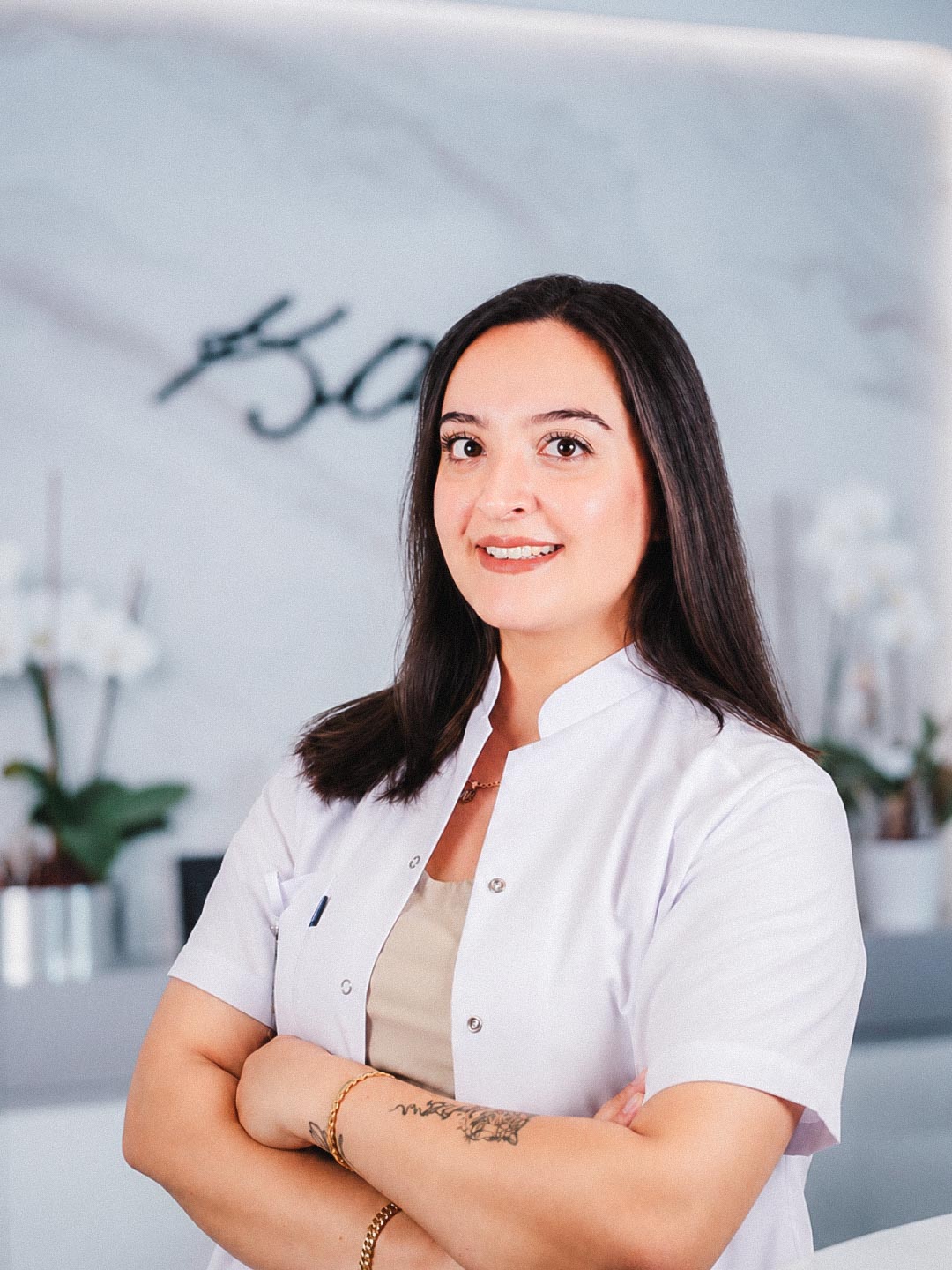 Dt. Ece Naz Gülten